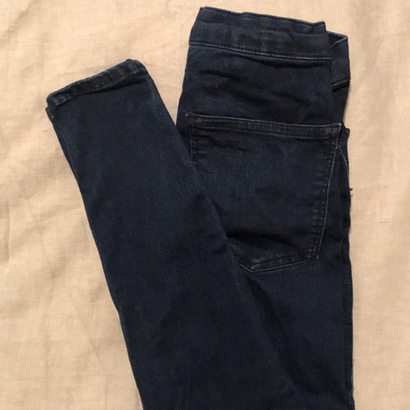 Topshop - High Waisted Denim - Picture 3 of 4